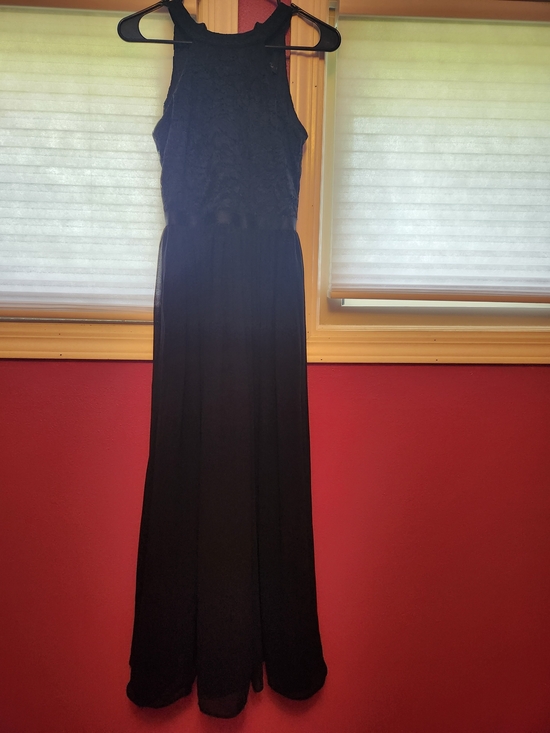 Dresses & Skirts - Elegant Black Lace Bodice Maxi Dress - Women